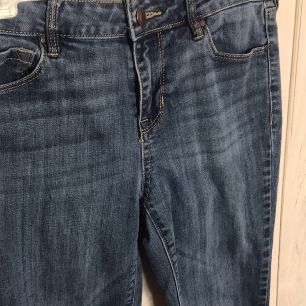 Bullhead Blue Skinny Jeans